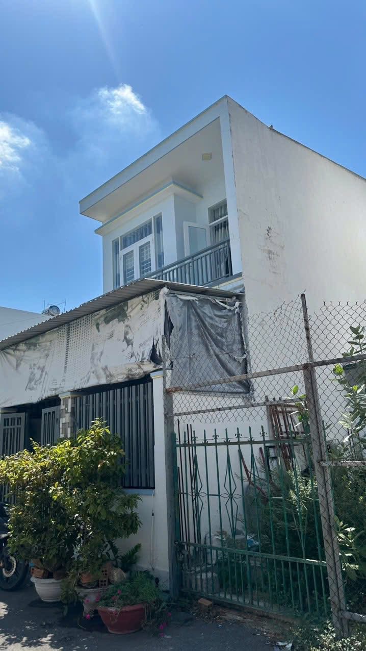 HÀNG HIẾM - BÁN NHÀ TÁI ĐỊNH CƯ MỸ GIA- NHÀ 2 TẦNG 100M HƯỚNG ĐÔNG BẮC 