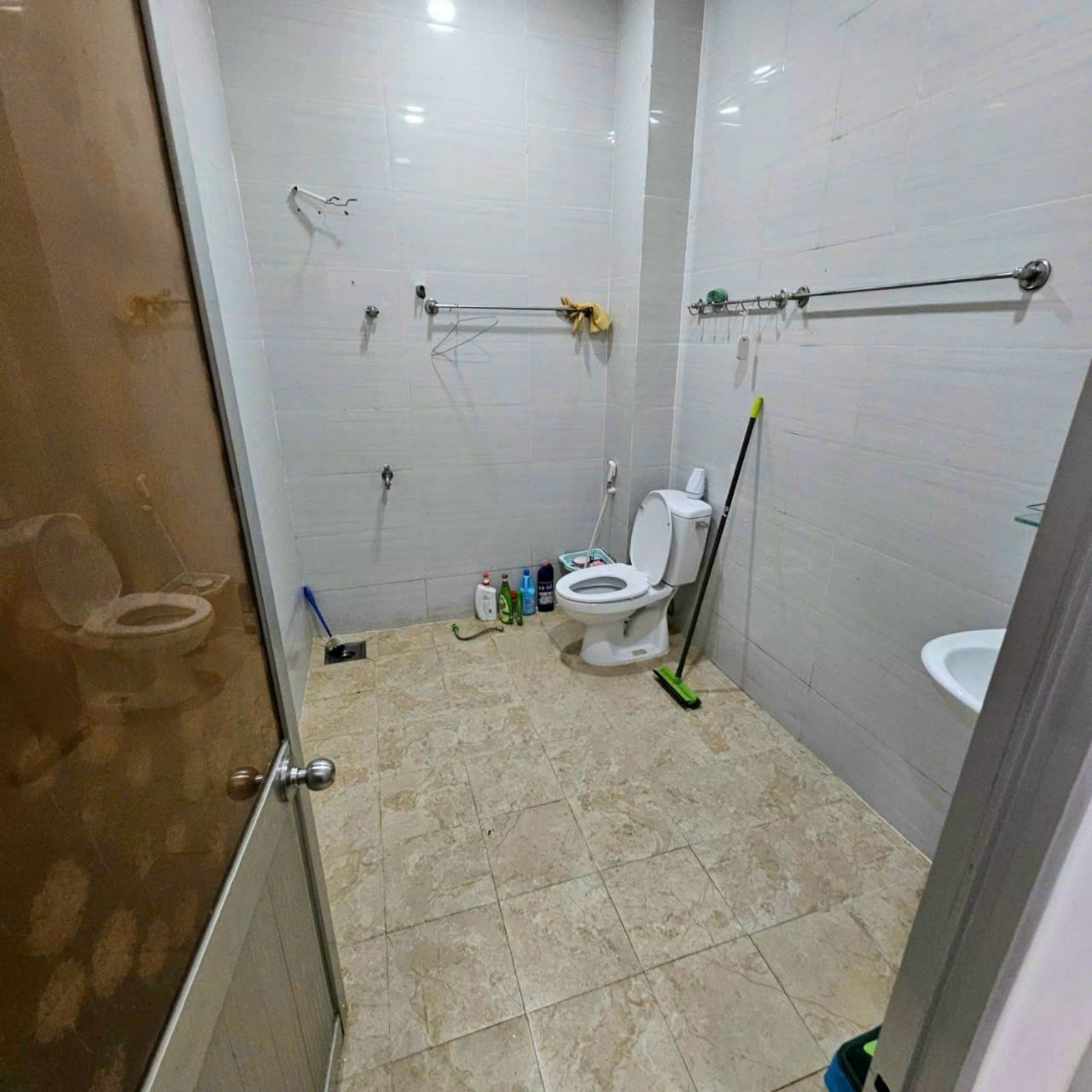 BÁN NHÀ 32 TẦNG ĐƯỜNG NGÔ ĐỨC KẾ- PHƯỜNG TÂN LẬP - NHA TRANG KHÁNH HOÀ - 81M GIÁ BÁN 14TỶ630