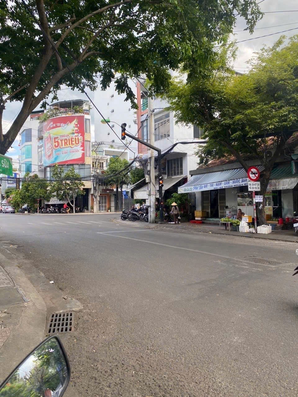 ???? BÁN ĐẤT TẶNG NHÀ MẶT TIỀN - ĐƯỜNG TRẦN NHẬT DUẬT - PHƯỚC HÒA – TRUNG TÂM NHA TRANG.