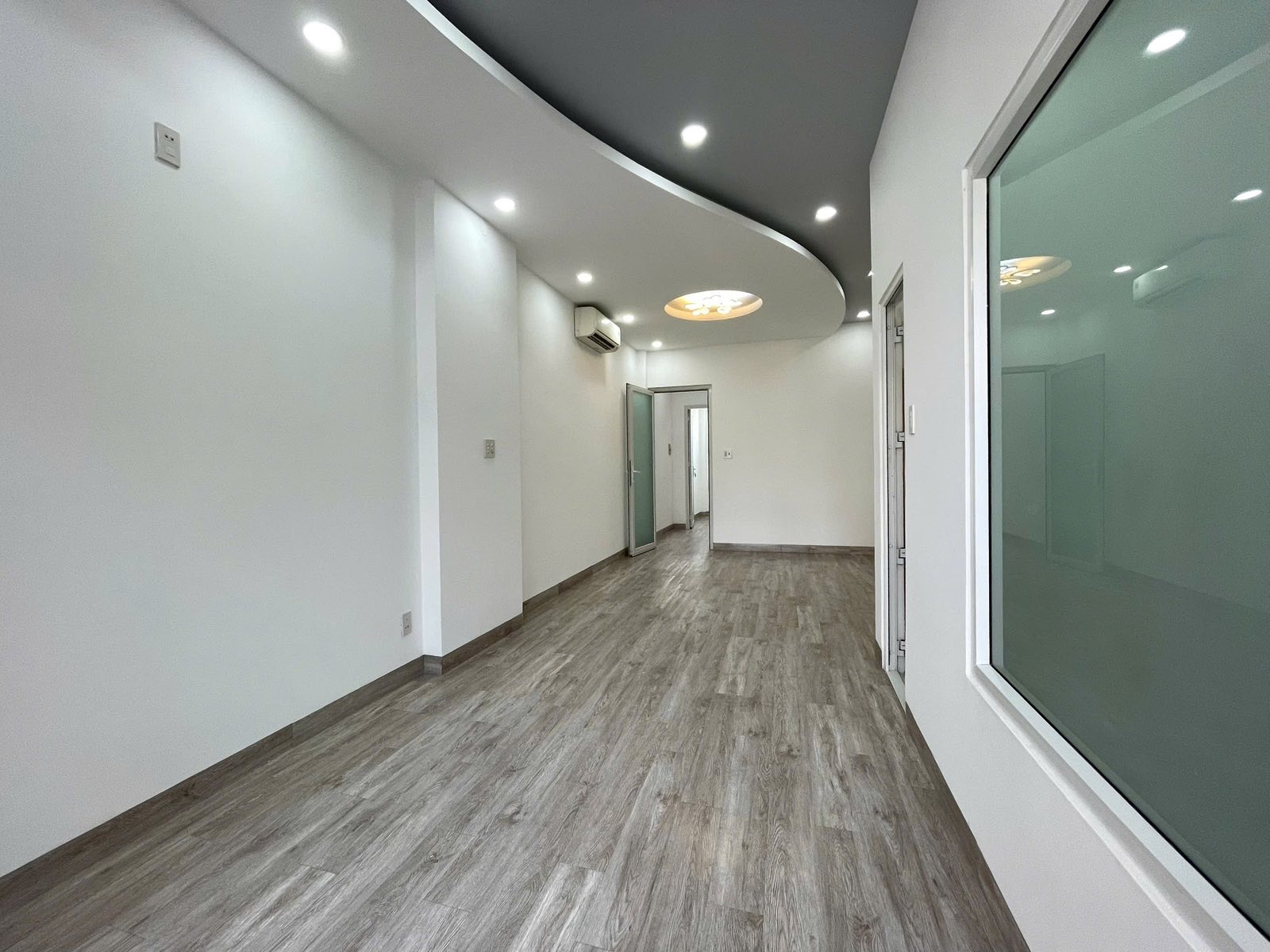 ????BÁN NHÀ mặt tiền NGUYỄN THỊ MINH KHAI, TTTP NHA TRANG - GIÁ BÁN CHỈ 12,9TỶ